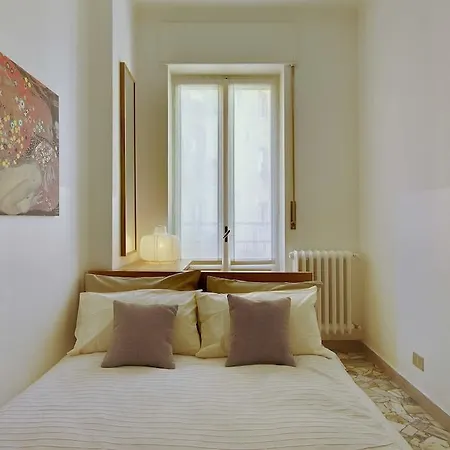 Milan Apartment Rental Milán